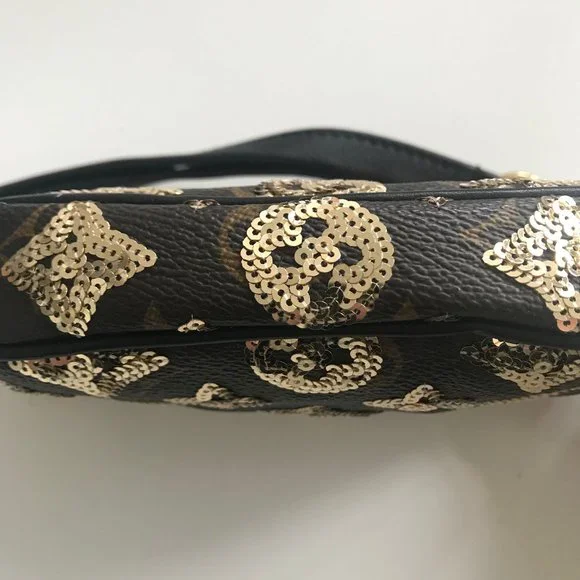 EXTREMELY RARE Louis Vuitton Gold sequins logo monogram mini pochette purse - Picture 5 of 9